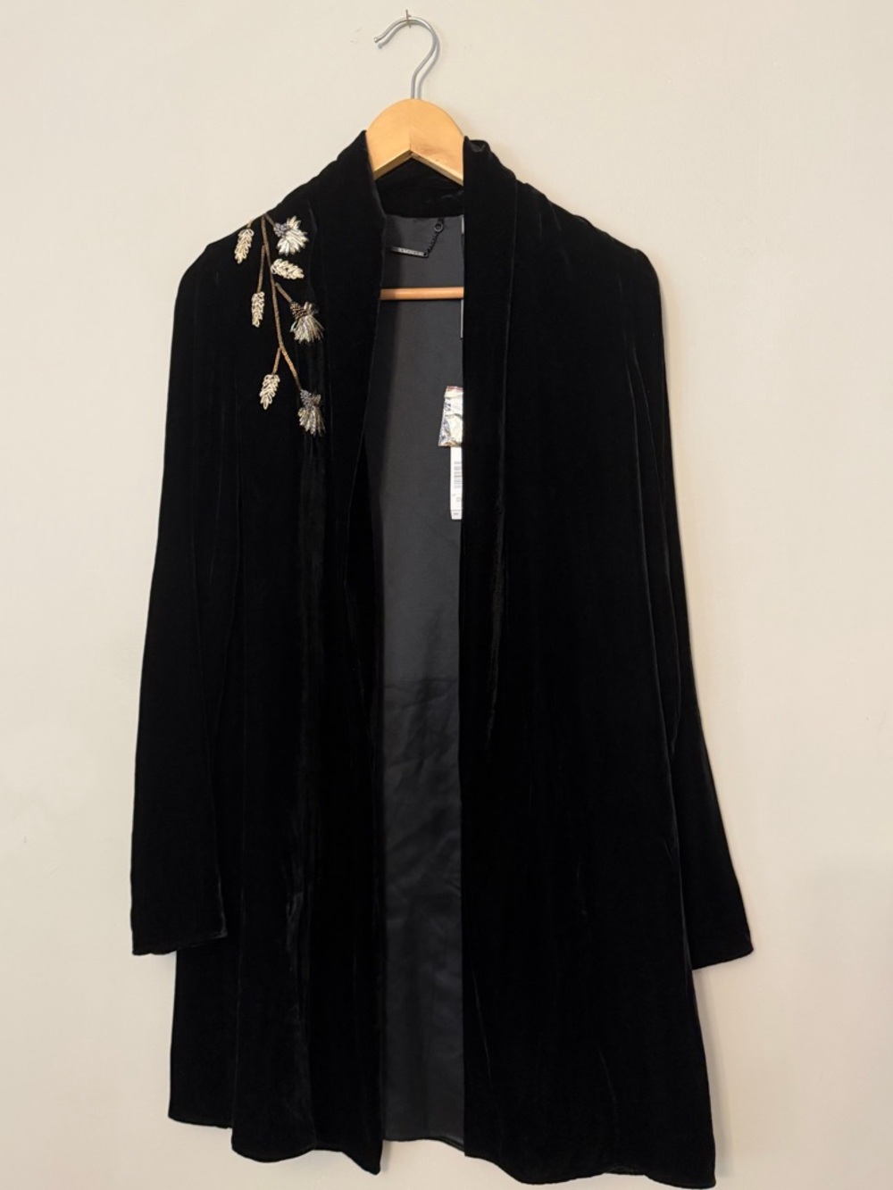 Elie Tahari Coley Floral Embroidered Velvet Jacket – NWT – $598